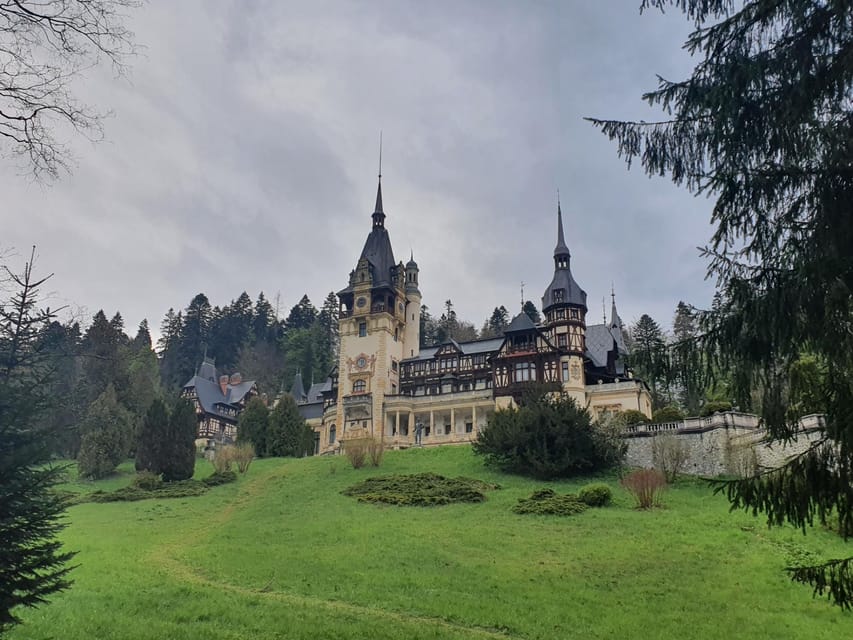Peleș Castle, Bran Castles and Brasov City - Private Tour - Brasov City Tour: Gothic and Baroque Streets in a Compact Afternoon