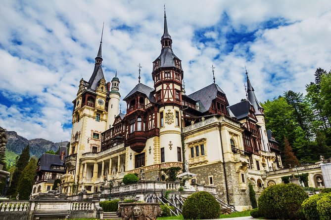 Peles Castle Skip-The-Line Guided Tour - Skip-the-line entry: why it matters at Peleș