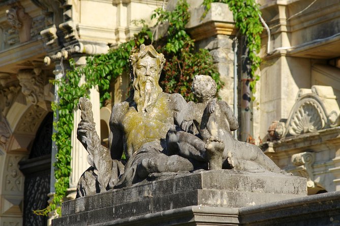Peles Castle Skip-The-Line Guided Tour - Four-season statues and the reception room: the details to look for