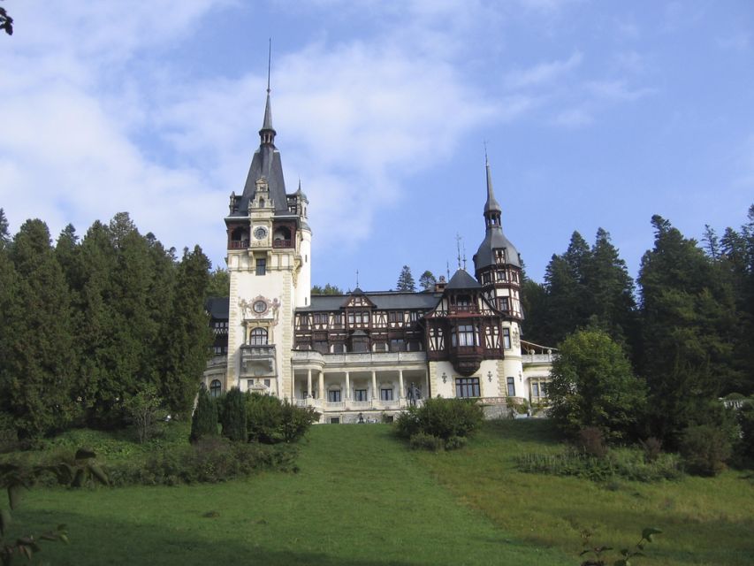 Peles, Dracula's Castles & Brasov: Private Day Trip & Pickup - Bran Castle: The Dracula Legend Meets Medieval Walls