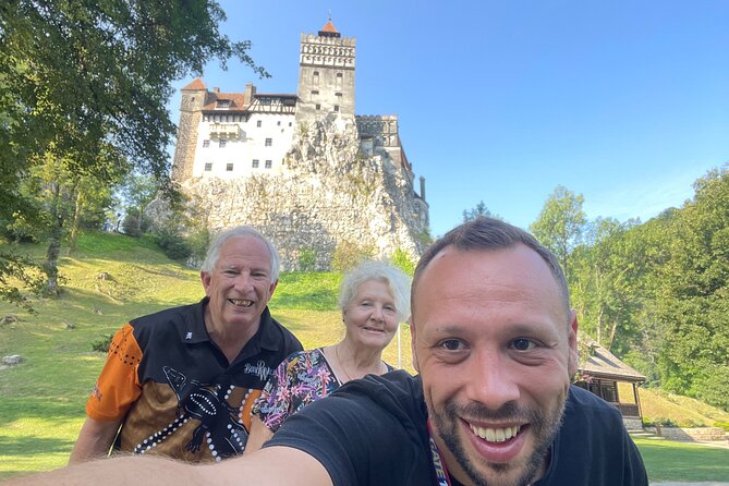 PRIVATE day-trip - Peles Castle, Bran Castle, Brasov - Transportation comfort on a long route from Bucharest