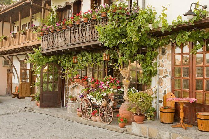 Private Day Trip to Medieval Bulgaria from Bucharest - First Stop: Leaving Romania and Entering Bulgaria the Easy Way