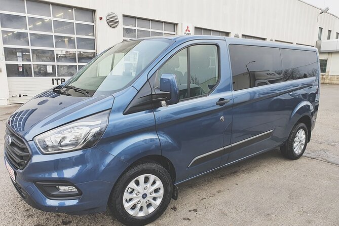 Private Driver to Bucharest from Airport Henri Coanda OTP - The private ride: air-conditioned comfort for 30 to 45 minutes
