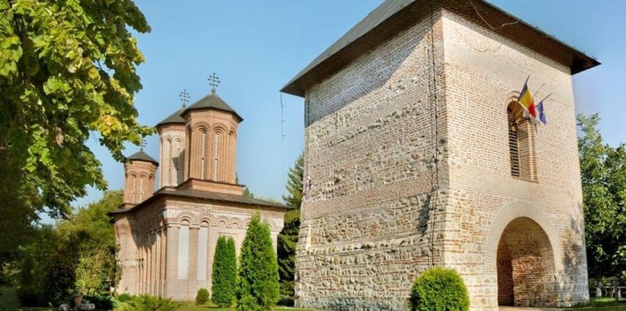 Private Tour from Bucharest to Dracula's tomb and Mogosoaia - Pickup in Bucharest, then straight to Snagov