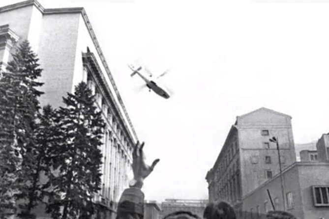Private Tour -The Last Day of Nicolae Ceaușescu in a Romanian Car - A Romanian Revolution timeline, driven in a restored Dacia