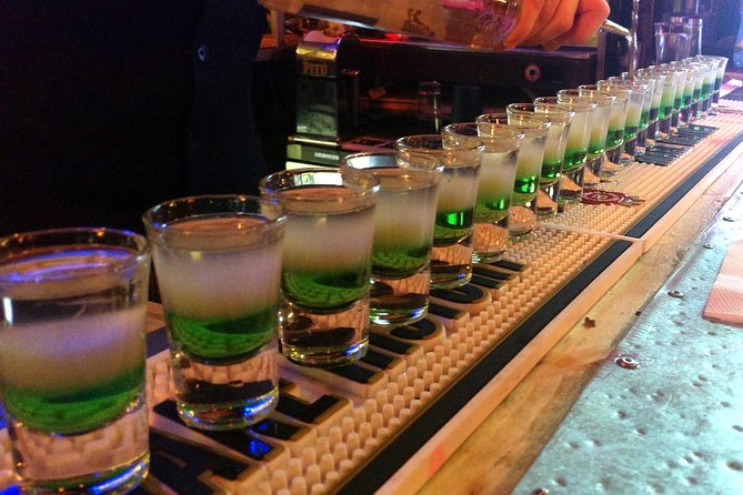 Pub Crawl in Cluj - How the 4-bar route works, and why Museum Square matters