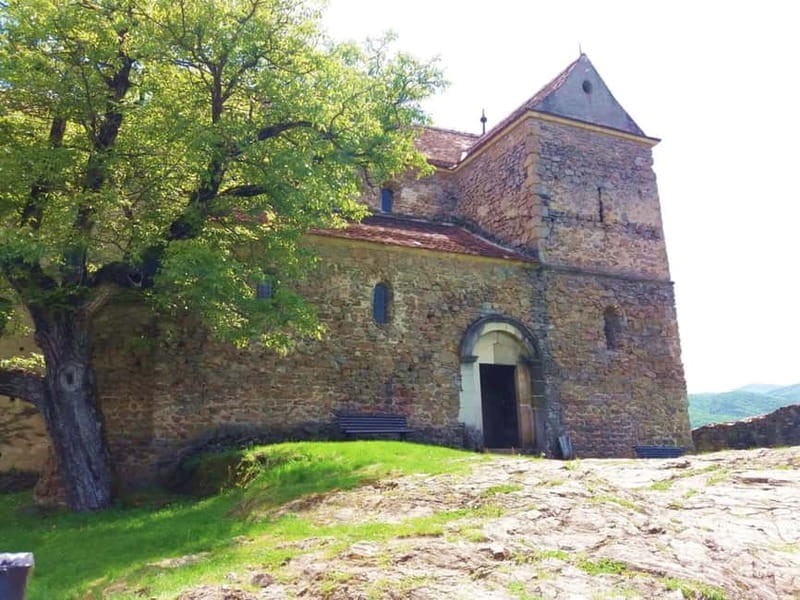 SB13 - Sibiu:Private Half Day Trip to Transylvanian Villages - Cisnădie fortified church: when walls doubled as protection