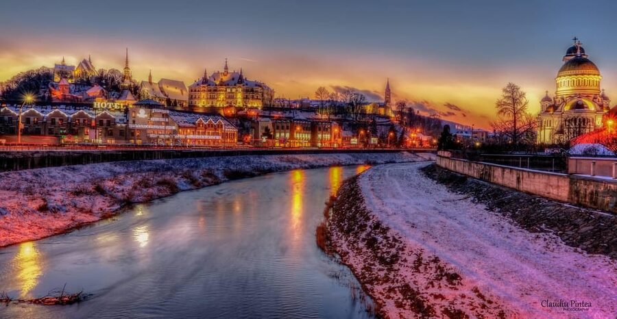 Sighisoara Heritage Tour-The place of birth of Vlad Dracula - Entering the Medieval Center in Sighișoara