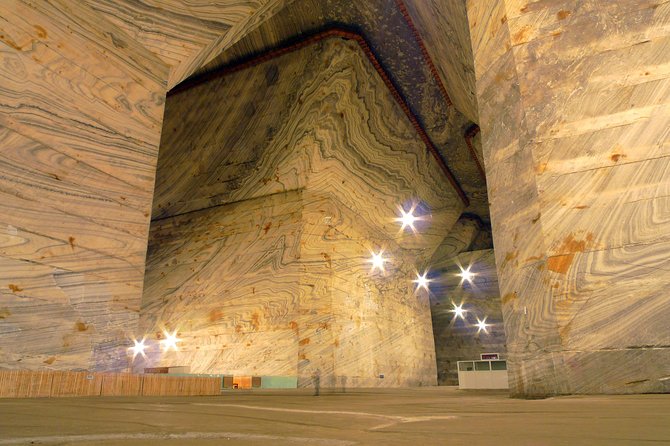 Slanic Salt Mine Day Trip from Bucharest - Entering Unirea Salt Mine: 12C, 50% Humidity, and Timing That Works