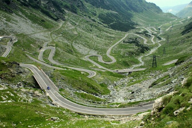 Small group max 7, Transfăgărășan the Top Gear Road - Small group, pick-up point, and what the 12 hours really means