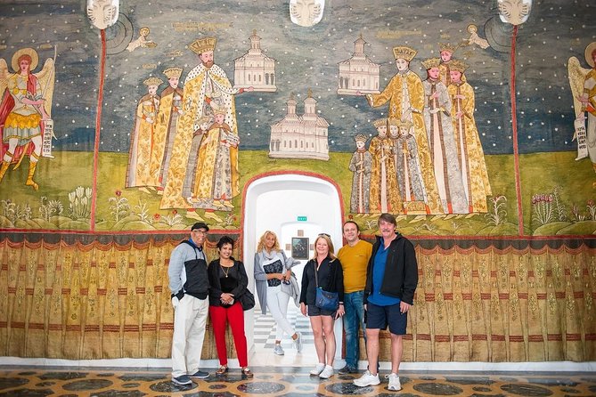 Small Group Tour to Mogosoaia Palace and Snagov Monastery - Mogosoaia Palace and Brancovenesc, the style you can spot quickly