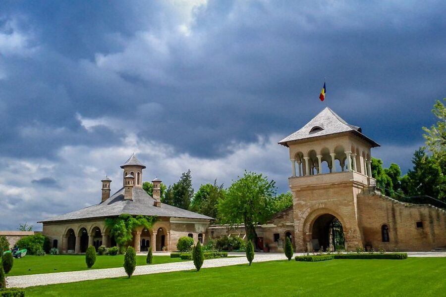 Small Group Tour to Mogosoaia Palace & Snagov Monastery - Who This Tour Suits Best