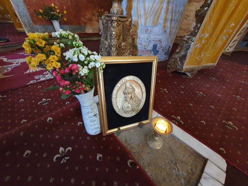 Snagov Monastery, Ceaușescu Mansion, & Village Museum - 6h - Romania in 6 Hours, From Dracula Lore to Communist Reality