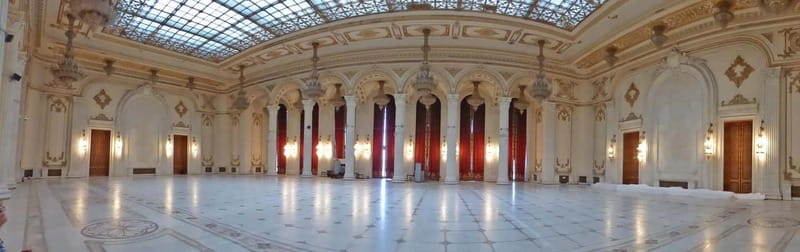 Spanish & Italian guided tour - Palace of Parliament - Why Bucharest’s Palace of Parliament feels different from other “big sights”