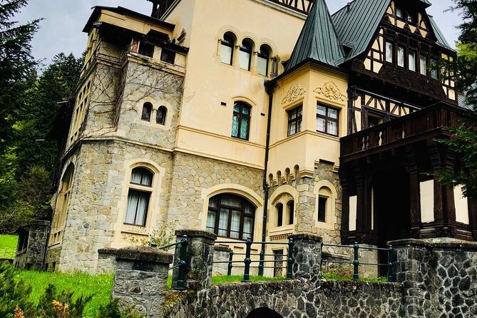 The biggest Salt Mine in Europe and Sinaia in one day - Peles Castle in Sinaia: What You’ll See and How to Avoid a Bad-Day Surprise