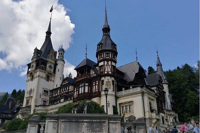 The biggest Salt Mine in Europe and Sinaia in one day - Who This Tour Suits Best