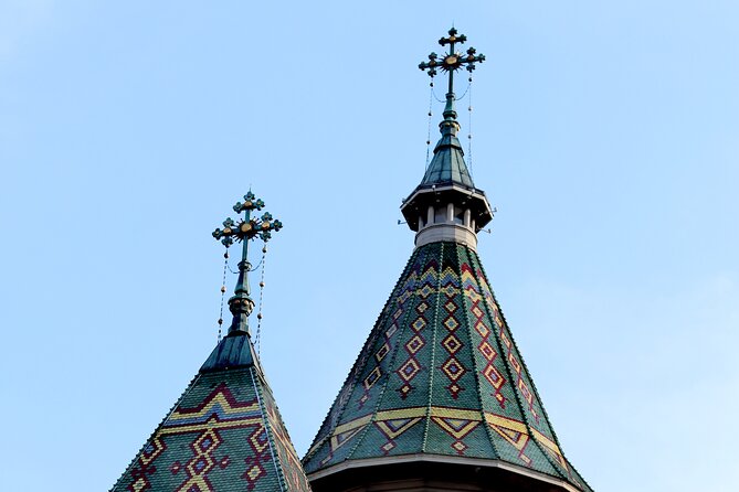 The Classic Tour of Timisoara - An unnamed symbol stop: the quick visual anchor