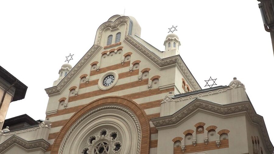 The Jewish heritage of Bucharest - half day walking tour - Meeting at Starbucks, then getting oriented fast in Old Town