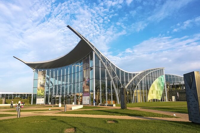 Therme-entrance ticket and transfer pick-up/drop-off Bucharest - Entering Therme Bucuresti: Fast Access, Clear Expectations