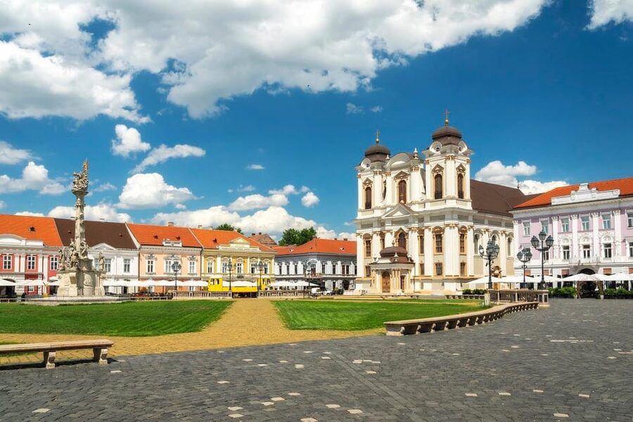 Timișoara Highlights - Walking Tour - Liberty Square and the Ottoman-Era Flavor You Can See in Plain Sight