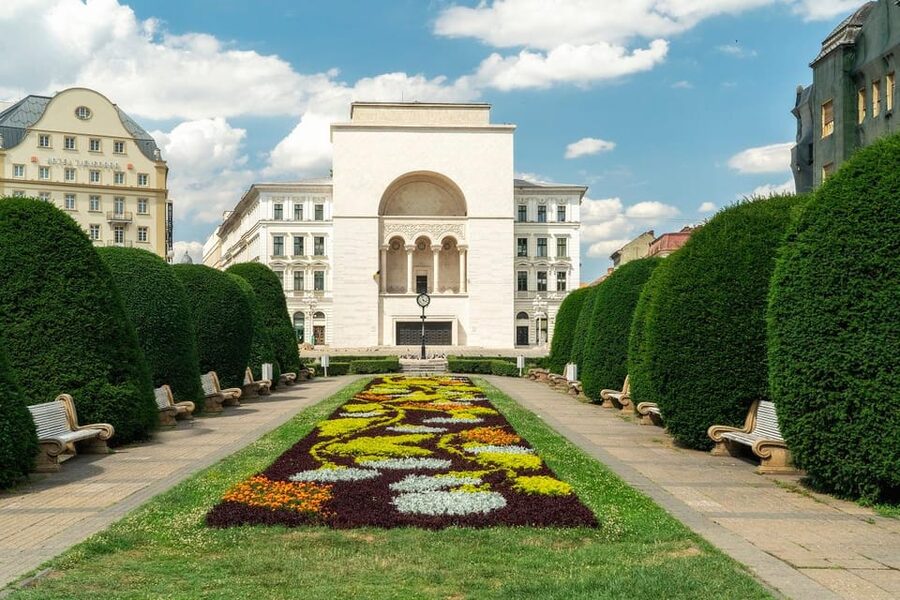 Timișoara Highlights - Walking Tour - Back to Liberty Square, Then Toward Victory Square and the 1989 Revolution Thread