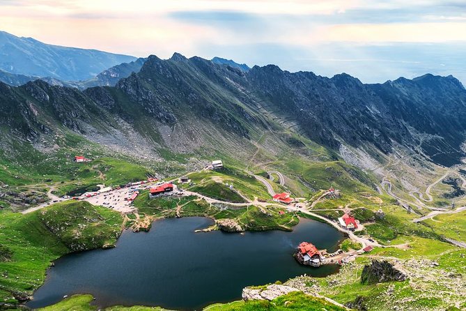 Transfagarasan Highway and Bran Castle Day Trip From Brasov - Transfăgărășan Highway plus Bran Castle: why this combo works