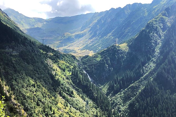 Transfagarasan Highway and Bran Castle Day Trip From Brasov - Balea Lake at altitude: a real walk and a lunch-with-views moment