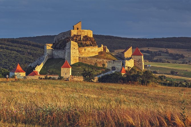 Transylvania Castles 4-day tour from Bucharest - Day 2: Făgăraș Fortress, Rupea Citadel, Saxon Village Lunch, and UNESCO Sighisoara