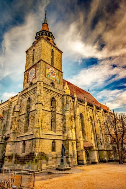 Transylvania Tour: Dracula's Castle, Peles Palace & Brasov - Small-group pace with live commentary (and why it matters)