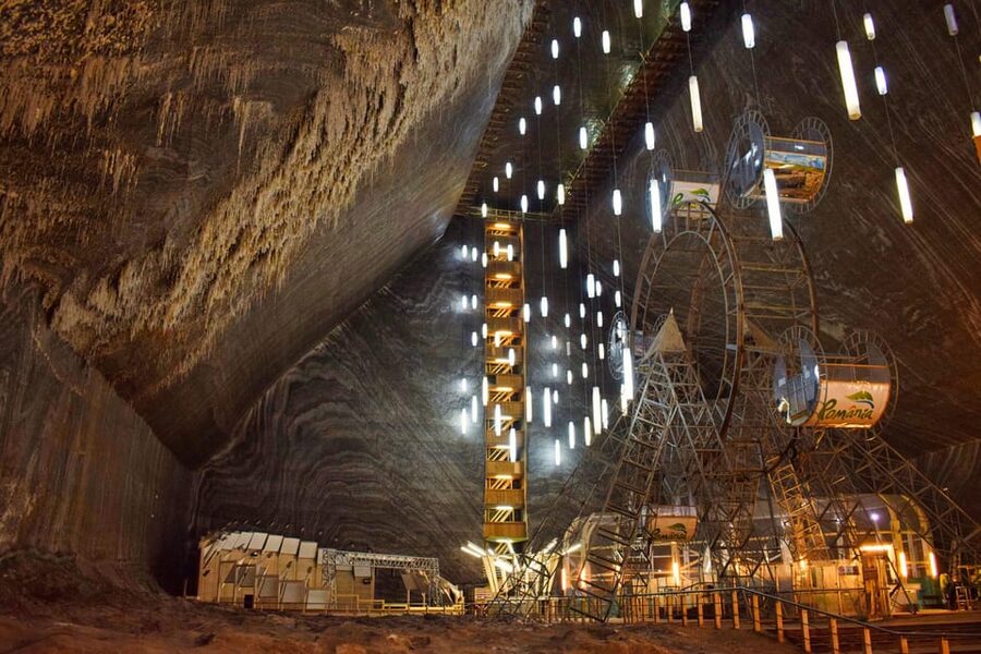Turda Salt Mine 4h guided tour from Cluj - Free time and shopping: keep it short, keep it useful