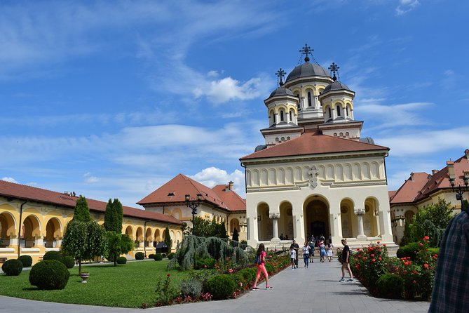 Turda Salt Mine and Hunedoara Corvin Castle from Cluj - Who this day trip suits best