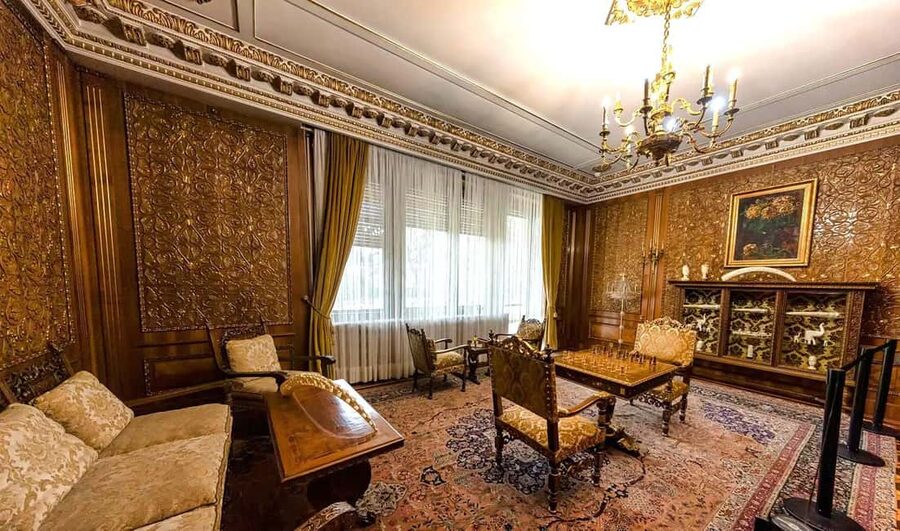 Visit Parliament Palace, Ceausescu Mansion & Village Museum - How the Timing Really Feels: Breaks, Photos, and Staying Sane